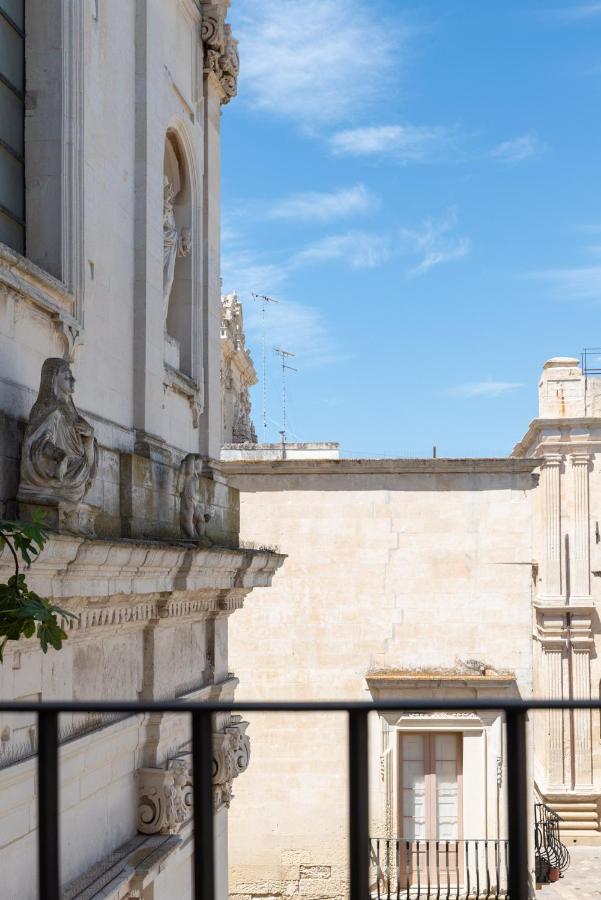 Palazzo Charlie Panzió Lecce Kültér fotó