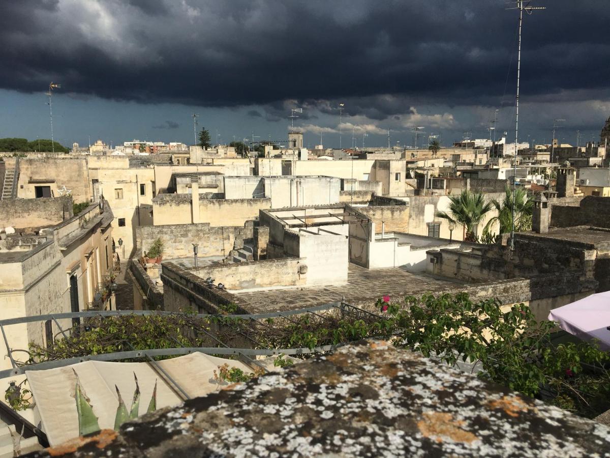 Palazzo Charlie Panzió Lecce Kültér fotó